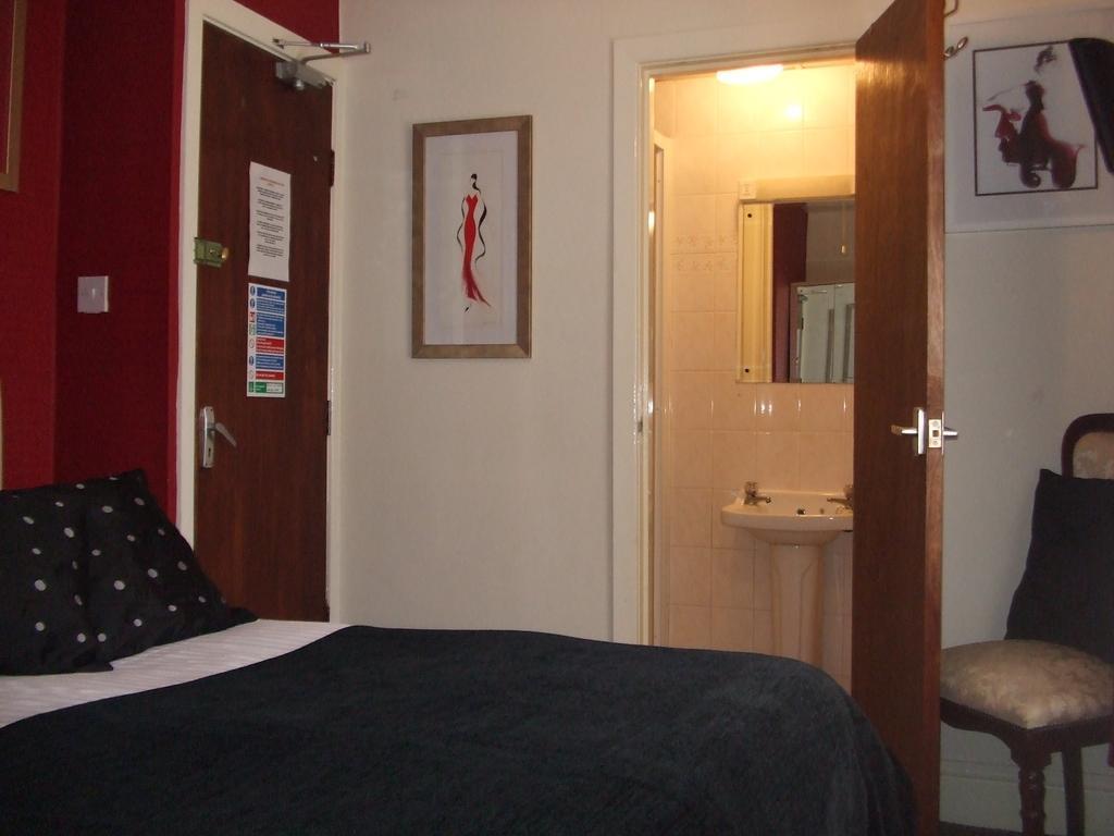 Cadeby Lodge Блэкпул Номер фото